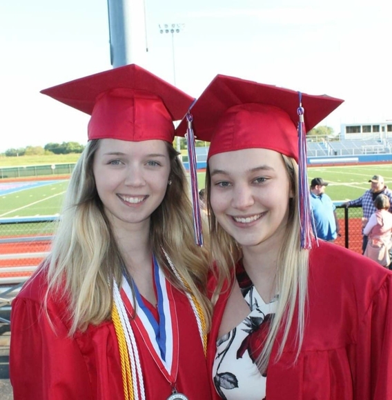 Meet your Posher, Tabitha - Picture 1 of 1